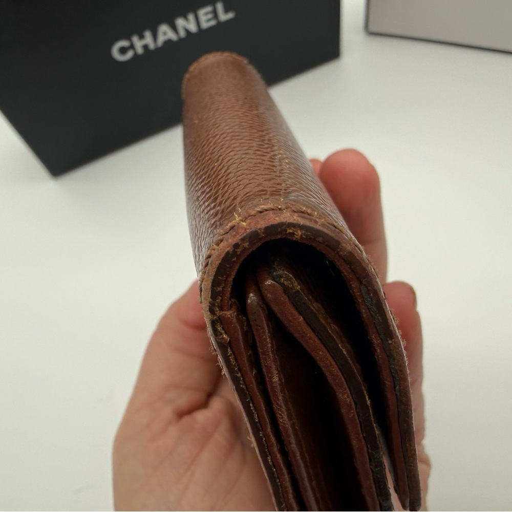 CHANEL Tan Caviar Leather Wallet with Gold Accent - Picture 10 of 15